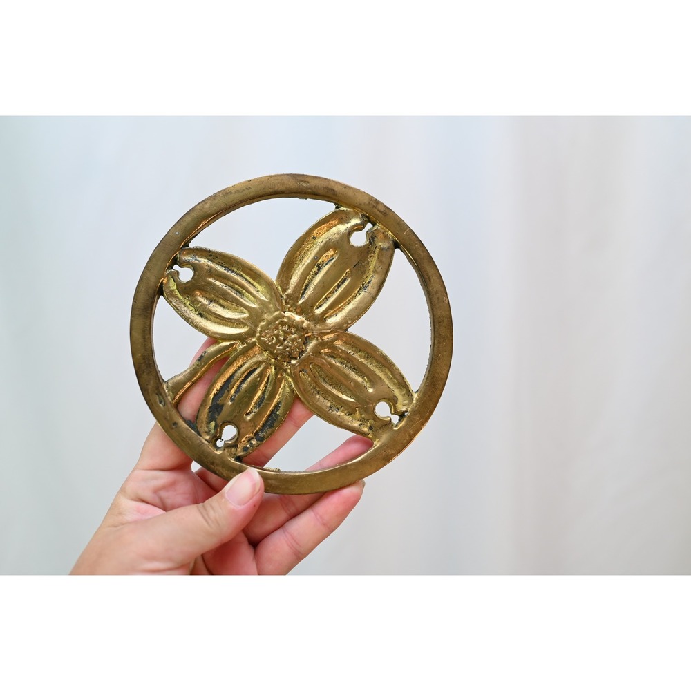 Vintage Brass Dogwood Flower Trivet 5.5 Inch Footed